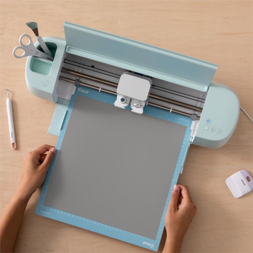 Vinil Adesivo Permanente Brilhante, Cricut, 30 x 122 cm, Prata